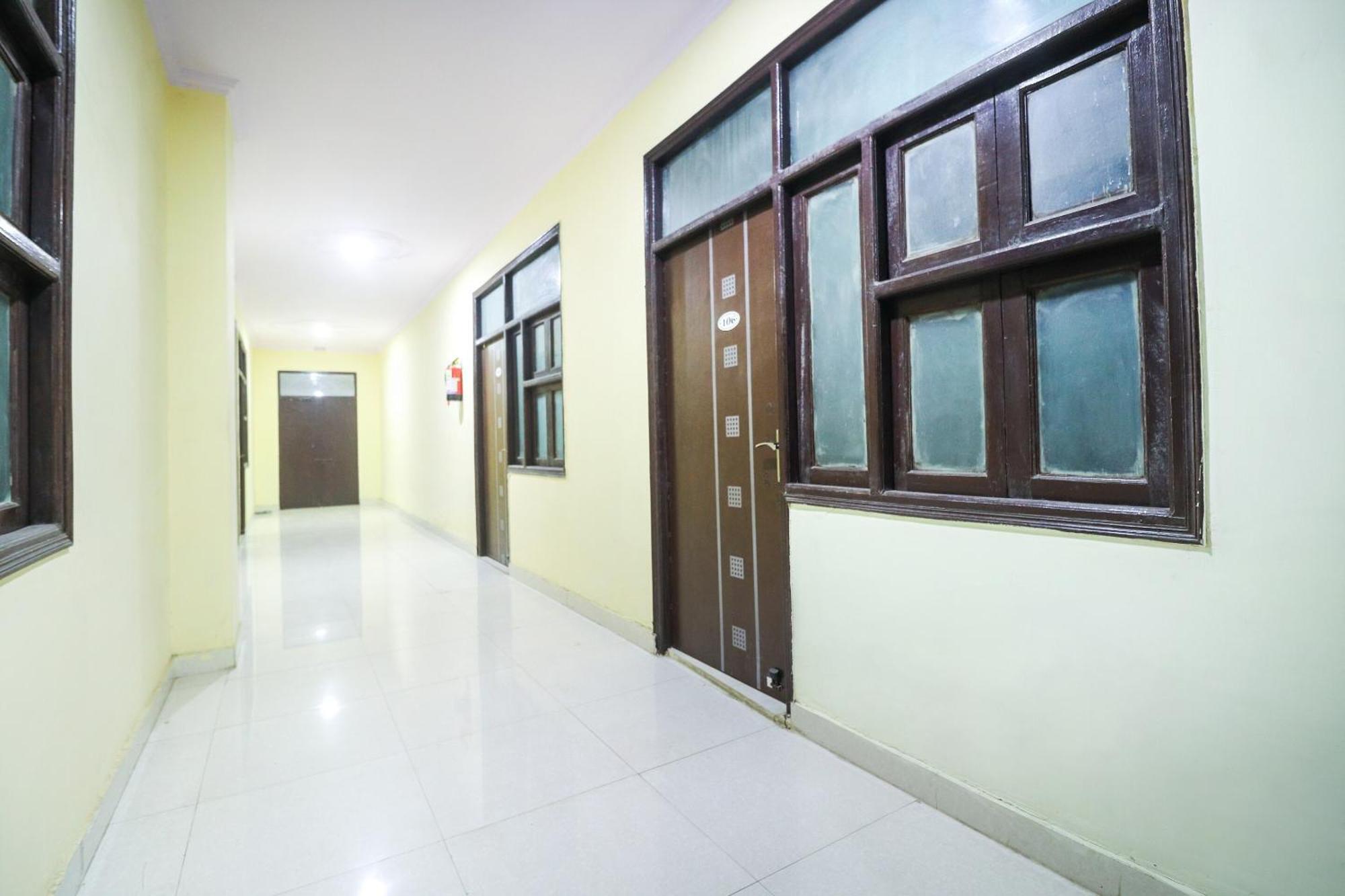 Hotel O Sunrise Inn Indirapuram 外观 照片